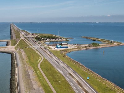 Project Afsluitdijk minder gebruik van beton door nieuwe vormgeving
