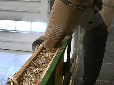 Hoex Hennepisolatie ingetrild